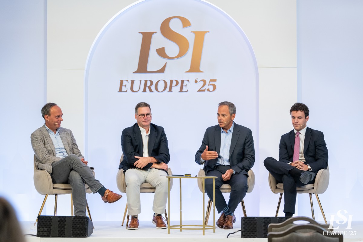 Medtech industry leaders at LSI Europe discussing global medical device commercialization strategies